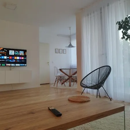 Bright & Comfy Apartamento